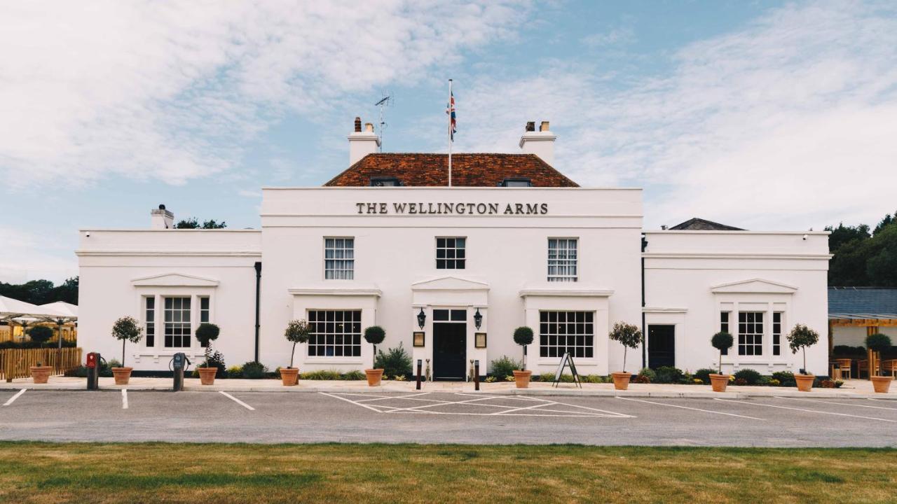 The Wellington Arms - Basingstoke-Reading Hotel Heckfield Luaran gambar